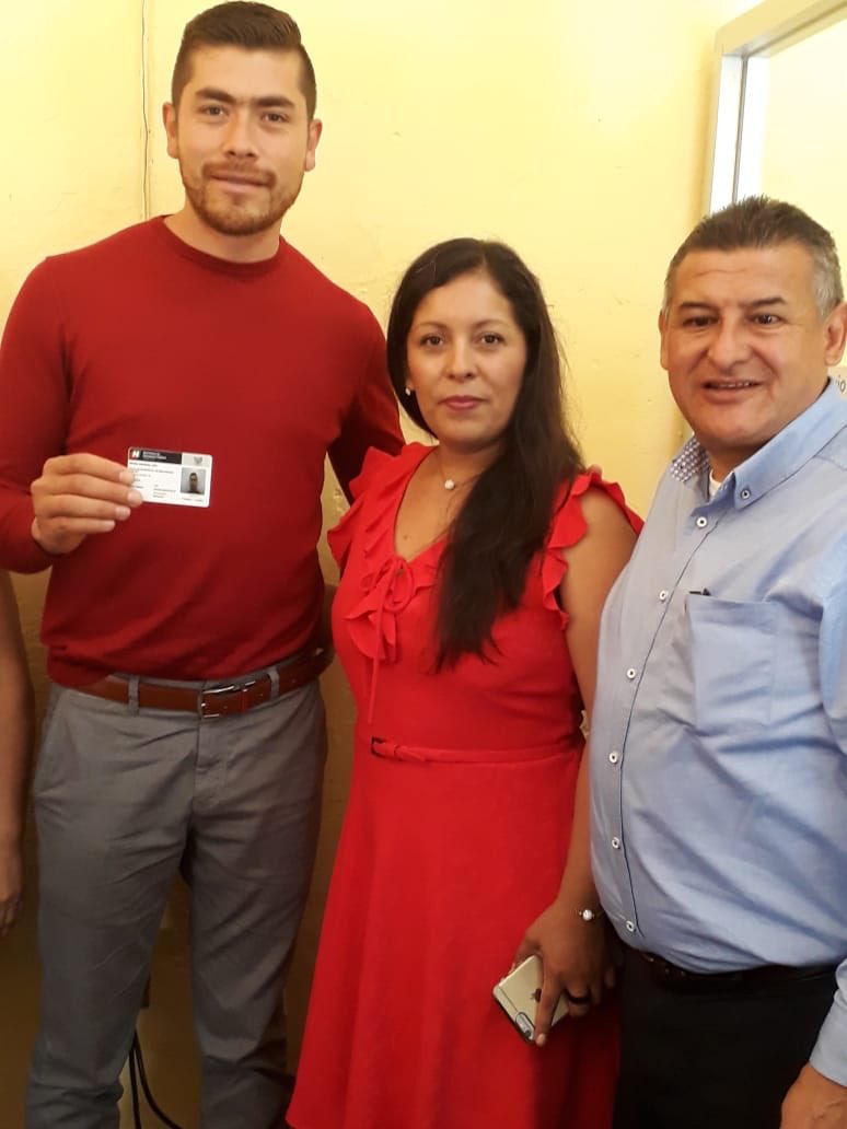 Siguiendo la política del Gobernador <a href="/omarfayad/">Omar Fayad</a> en la SEPH estamos descentralizando hacia las diferentes regiones del estado, uno de los trámites más demandados por maestras y maestros: la obtención y reposición de credenciales.