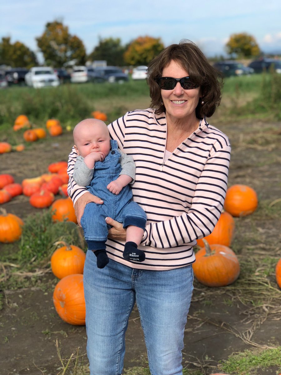 theruddocks's tweet photo. Sleepless in Seattle... but wouldn’t have it any other way!#theGigilife#cutestpumpkininthepatch👶🏻🎃 https://t.co/KXr1LTuivD