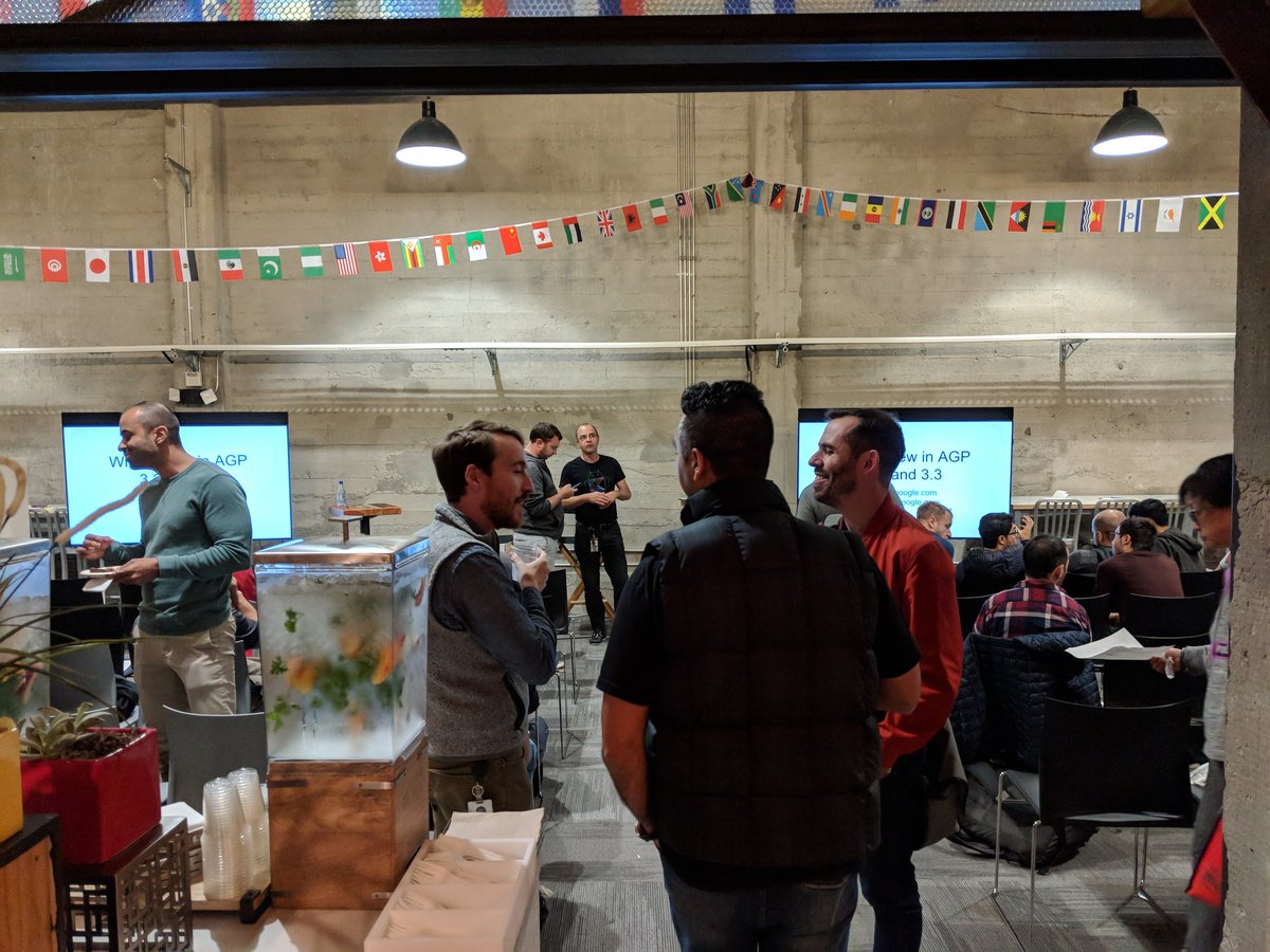 sfaug's tweet photo. Getting warmed up for the Android Studio talk! https://t.co/zRLcdic6W4