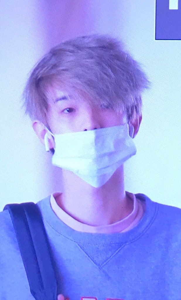 bbellnx's tweet photo. ไก่ยังไงก็เป็นไก่อยู่วันยันคำ่แหละ ถึงแม้จะทำผมเหมือนลามะก็ตาม #Jaesix #jae #swegchicken #DAY6 https://t.co/JHvJvWsuhR