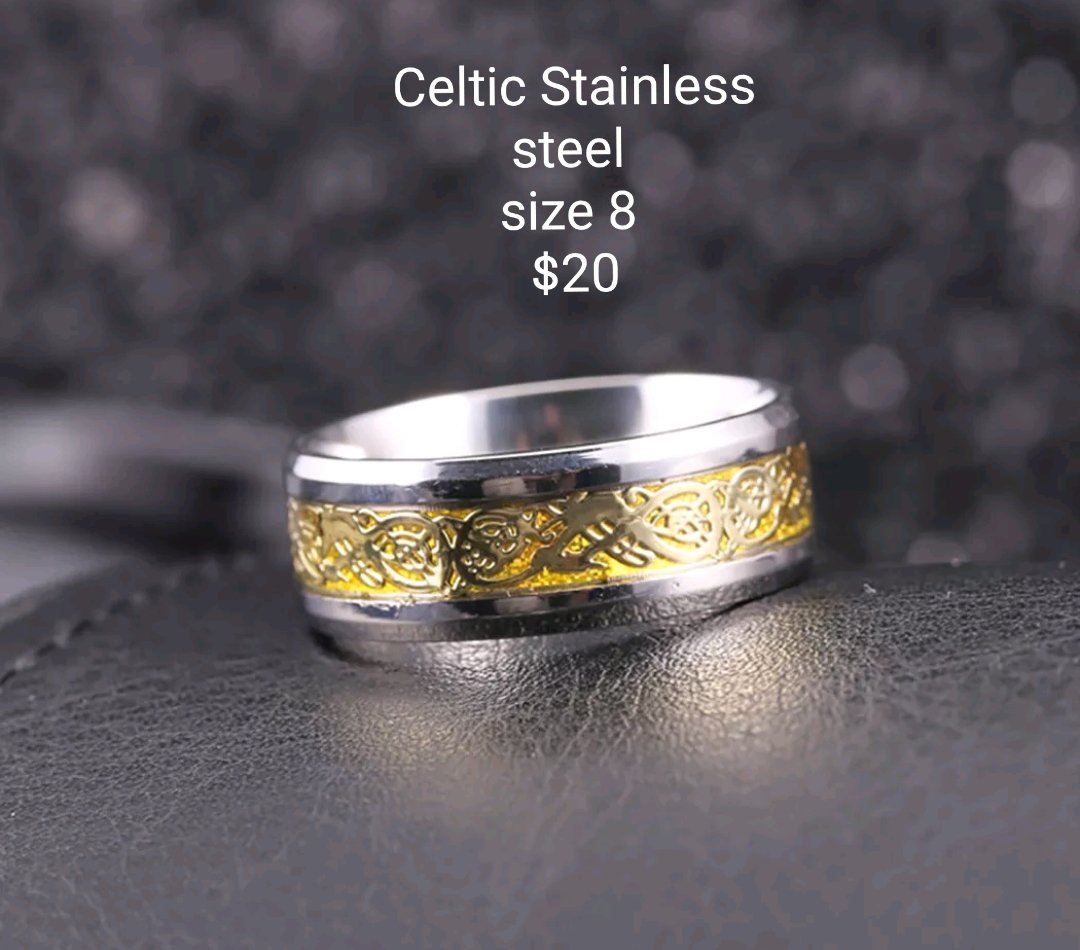 RunwayAnd's tweet image. Who wants to see more???
#RunwayFashion