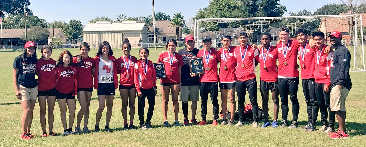 NSSH_Mustangs's tweet image. Congratulations to North Shore’s  Cross Country Team for an Outstanding Job at the  
UIL 6A District Meet. 👟
 Varsity Boys Team - District Champs 
 Varsity Girls Team - 3rd Place 
JV Boys - District Champs
JV Girls - 3rd Place 
Freshman Boys -2nd 
#distancerunners