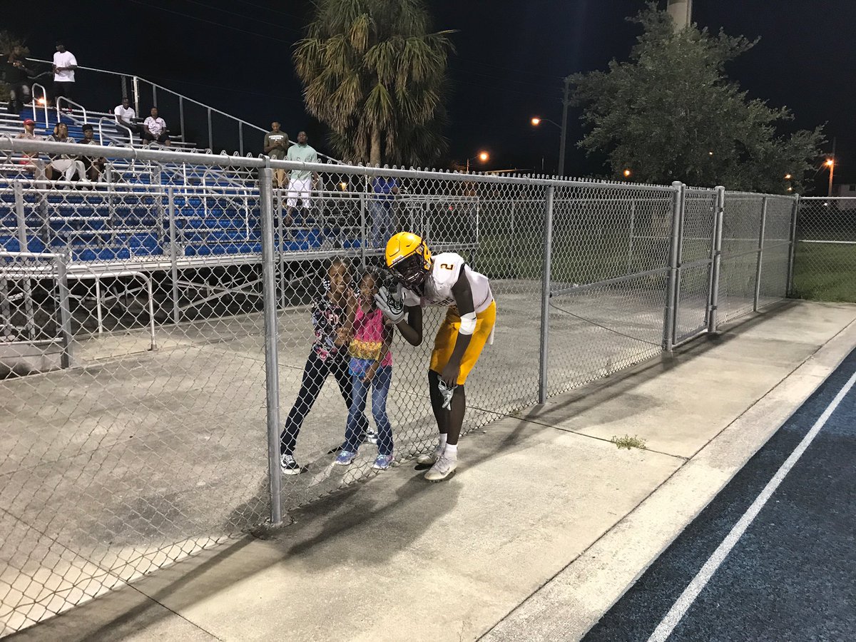 StudentACES's tweet photo. This is the reason....our @StudentACES are the future and we are so proud of these students. Be a role model to the little eyes looking up. @cscpbc @CSCBroward @PalmHealthFdn @FPL_Newsroom #acecharacter #studentaces #athletes #integrity #rolemodels https://t.co/PLGx2kIGzb
