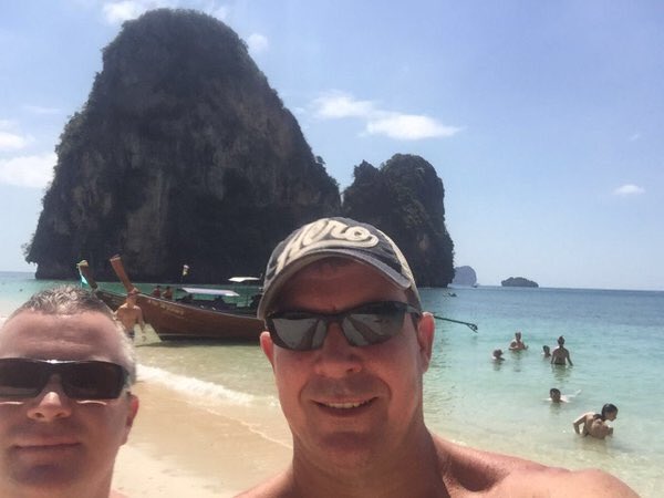 swimforce01's tweet photo. @KLM_UK Happy birthday #KLM! @Builtough and I have shared some great travel memories together from swimming with pigs in Bahamas to hiking Table Mountain in Cape Town and trekking the Great Wall in China and hereβs to many more great #travel adventures and memories! #KLMat99 https://t.co/CKIqaO2i8D