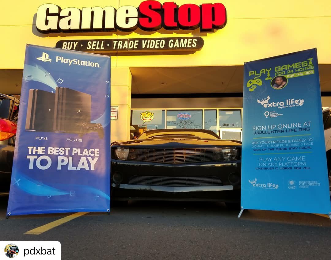 ExtraLifePDX's tweet photo. #Repost @pdxbat
•  •  •  •  •
Were baaaaccccckkkkkk!!!!! Come check out @extralifepdx @gamestop in #hillsborooregon 
Hanging with @playstation for the #callofdutyblackops4 launch party

Come hang out with us and help the kids of @ohsudoernbecher through @extralife4kids https://t.co/ZhweZtLDGA