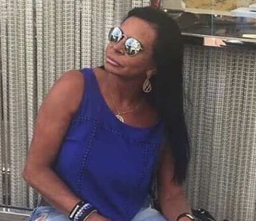 Viniih628's tweet photo. Espernado o Chulapa tocar o sino 

#EliminaçãoAFazenda https://t.co/EGZiw56tyd