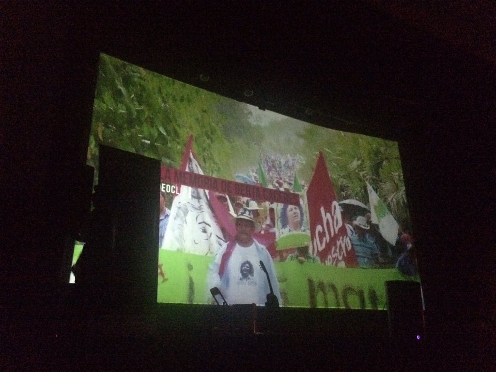 FicMayab's tweet photo. Mejor Video Clip: A la memoria de Berta Cáceres. Dir. Olmedo Carrasquilla. (Honduras) https://t.co/Cjx3CwgVTL