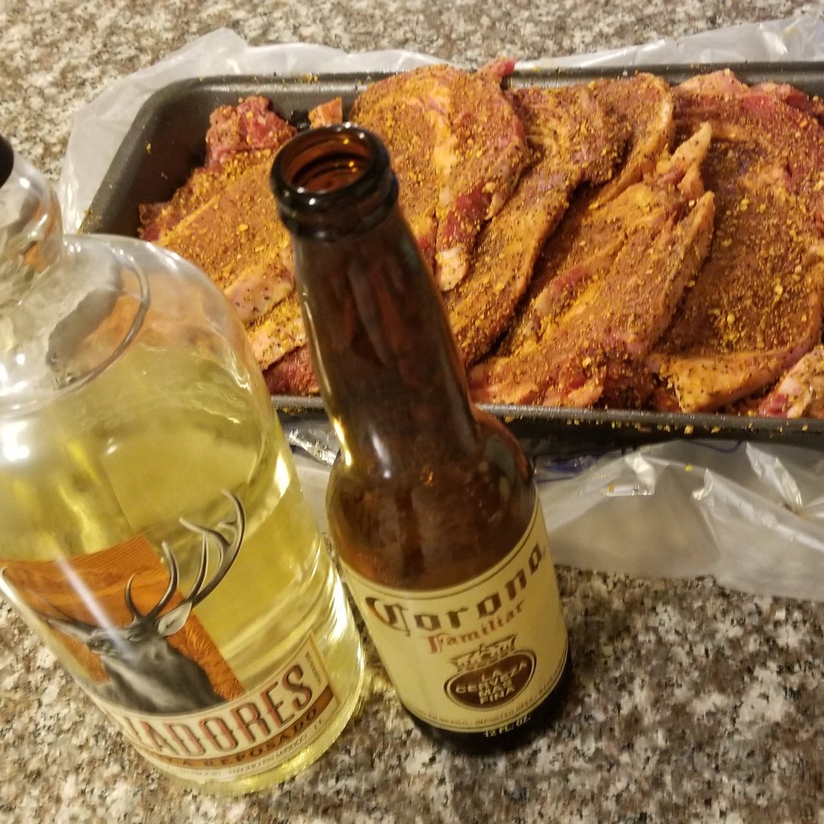 GONZALJ7's tweet photo. Nothing better than Chente when your drinking and grilling
#fuckit #fuckworktomorrow https://t.co/IGeudocFxt