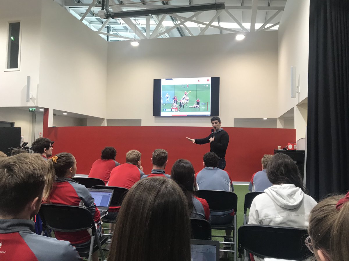 sscsportsmed's tweet photo. In house eduction today on #ACL with @enda_king @nwconditioning for our team @sscsportsmed #learning #excellence #sportsmedicineleaders #ssclab https://t.co/5S0Vvmjysk