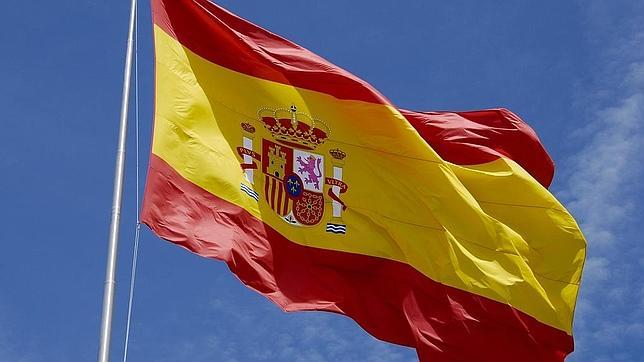 Hoy, Día de la Fiesta Nacional de España, que no quede un rincón de Internet donde no sea izada la Bandera de nuestra nación.
RT