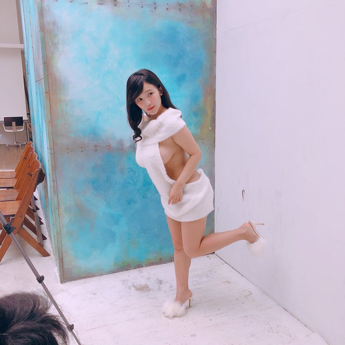 Twitterエロ垢の自撮りエロ画像25