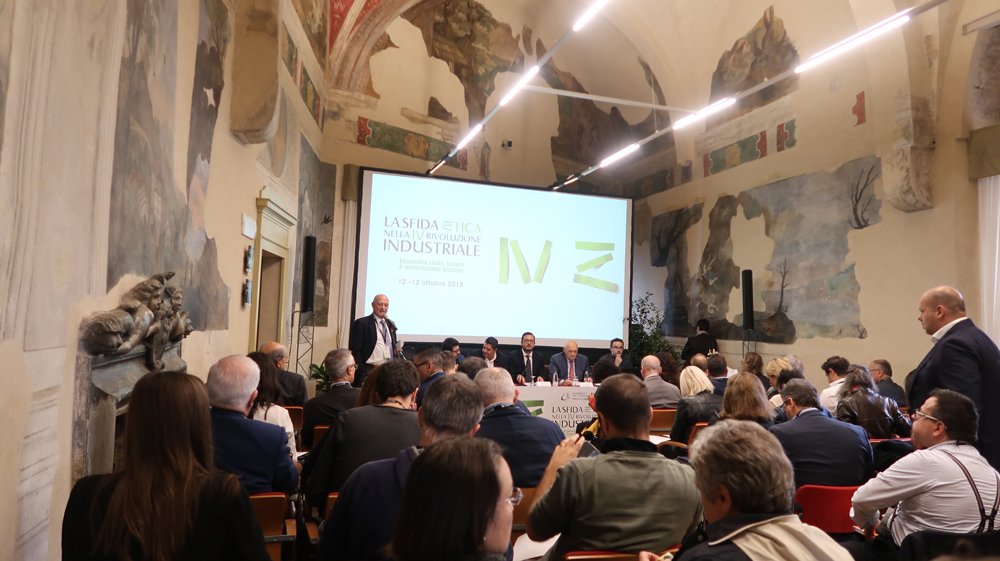 AnpasPiemonte's tweet photo. Le Giornate di Bertinoro La sfida etica nella IV rivoluzione industriale. Si discute di economia civile, lavoro e innovazione sociale. #Zamagni "Nelle epoche di forte transizione è il civile che muove il tutto. Il #TerzoSettore deve farsi carico di questa responsabilità" #GdB2018 https://t.co/BVaPkszeM6