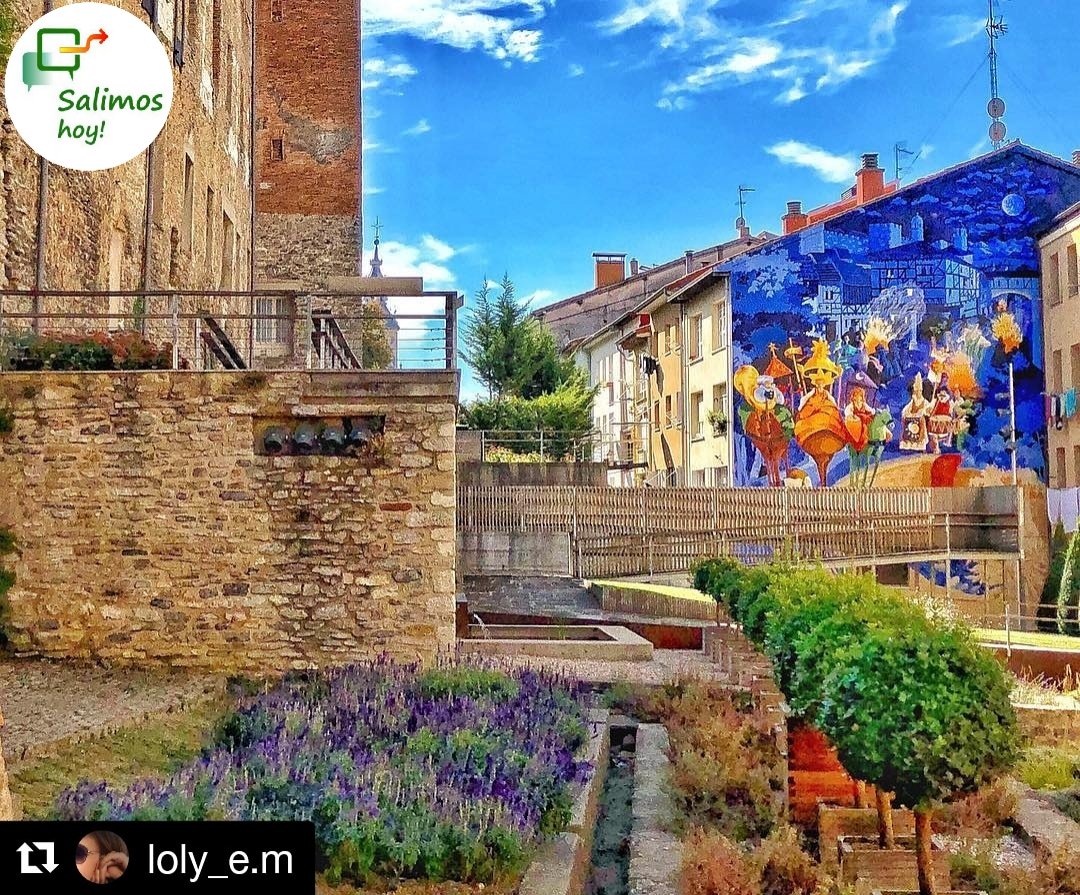 Salimoshoy_VG's tweet photo. #SalimosHoy
Fotografía original de @loly_e.m
・・・
Colores en el mural “la noche más corta” y parte de la antigua muralla de Vitoria-Gasteiz ( Basque Country)
#phoenix_hdr #sight_colour #city_in_hdr #be_one_city #VitoriaGasteiz https://t.co/UDkFdRYt2Z