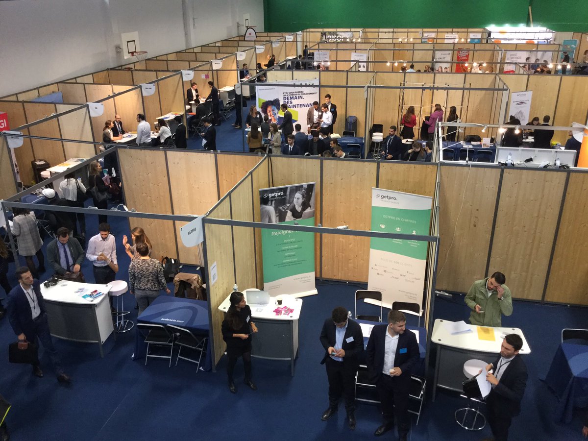 audencia's tweet photo. C'est parti pour le 2e jour du Forum #entreprises à @audencia. C'est l'occasion pour nos étudiants de trouver un emploi, un stage, une césure ou une alternance. Bienvenue à toutes les entreprises ! https://t.co/ZJiMrz2Ym2