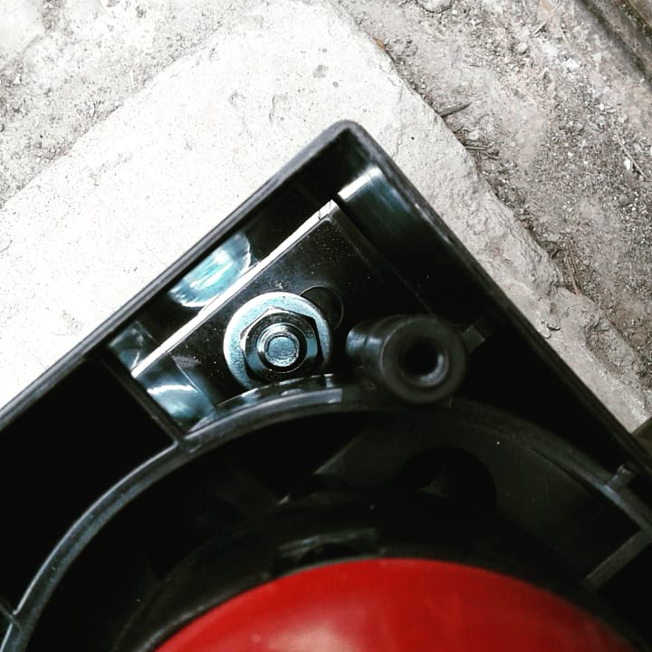 askCenturion's tweet photo. As part of our #FeelGoodFriday post, here is an example of another satisfied customer of our industry-leading gate motors across the globe!
Recent installation of our D5-Evo in Chile.
#D5Evo #Exports #Worldwide #GateAutomation #AccessControl #Best #Security #Chile https://t.co/Vg4zbv7QnE