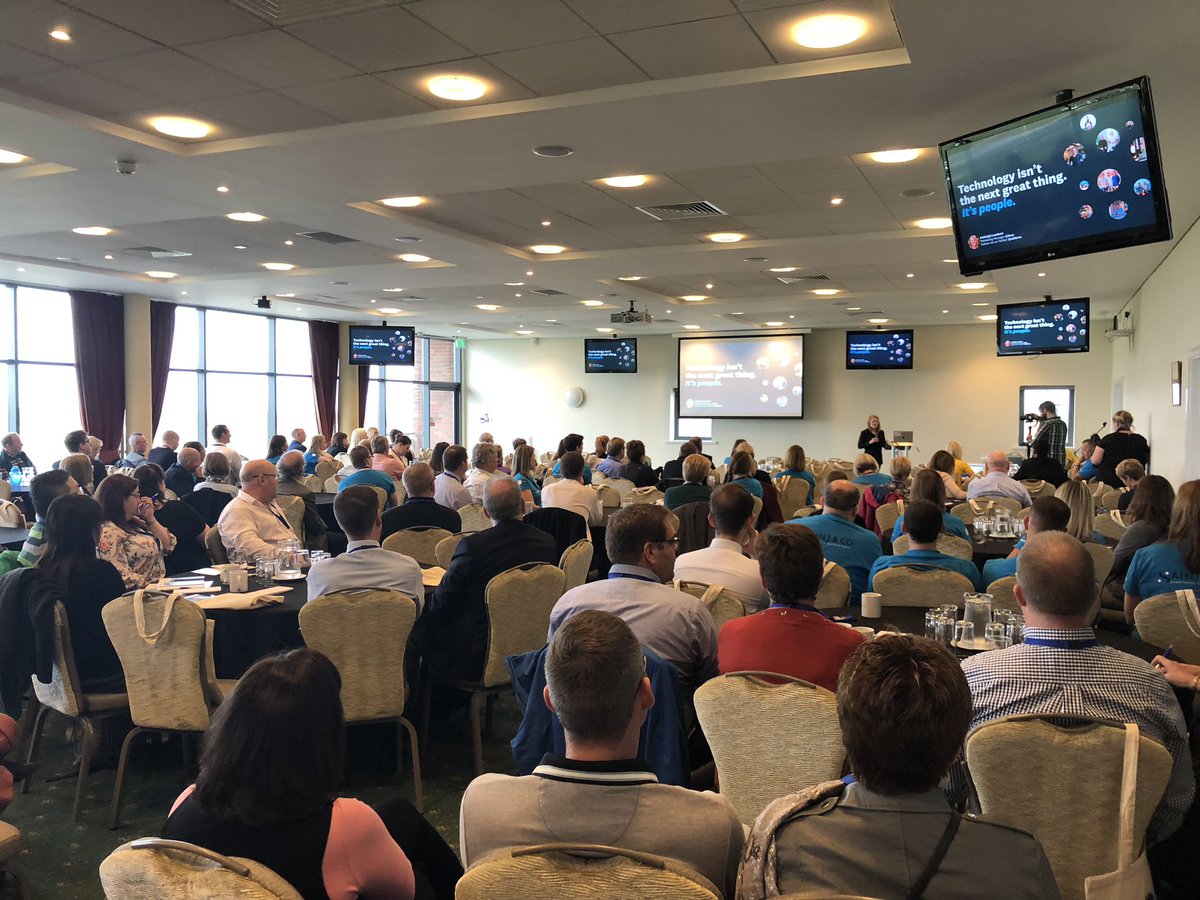 Saints_Accs's tweet photo. So pleased to have @ashtron telling all our clients and visitors about the story of @Xero , and how it makes business and finances easier! #bite2018 https://t.co/Bg7UqMm3IE