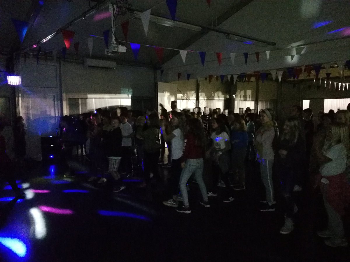 zmajcek27's tweet photo. Yesterday Grade 4 students learned how to make #campfire, make #shelter, work as a #team to achieve the same goal and danced into the night. #dancenight #eslearns #inclusion #esils https://t.co/V8U38P5DkZ