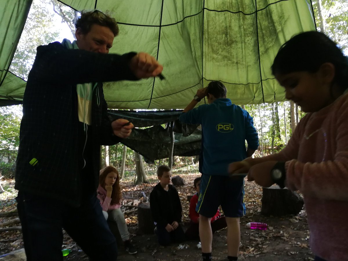 zmajcek27's tweet photo. Yesterday Grade 4 students learned how to make #campfire, make #shelter, work as a #team to achieve the same goal and danced into the night. #dancenight #eslearns #inclusion #esils https://t.co/V8U38P5DkZ