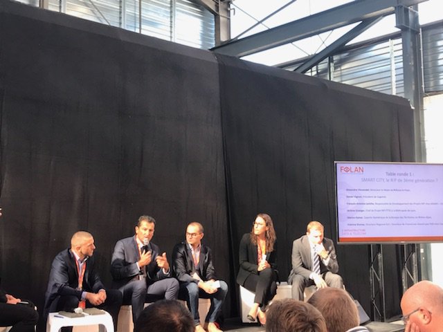 Smart cities, le RIP de 3ème génération ?  thème de la table ronde, <a href="/LaFibreGdLyon/">La Fibre Grand Lyon</a> crée les conditions favorables au développement des #objetsconnectés, événement organisé @InfraNum chez <a href="/Folan_FTTx/">FOLAN</a>