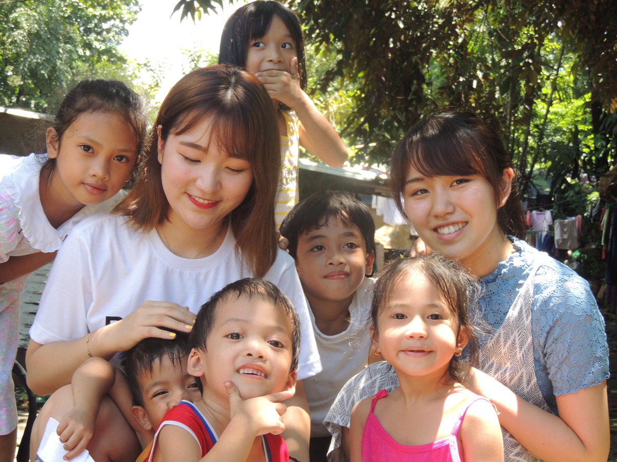 アイセック早稲田大学委員会 インターン参加者の声 フィリピンで ソーシャルビジネスを通じスラム街の人々を助けるというインターンをしてきた政経2年の崔さん 現地の子どもたち スラム街のお母さん 学生たちとの交流もしつつ 得意分野を
