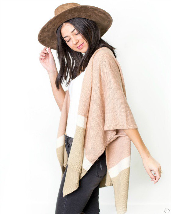 MommyMusings's tweet image. It's #FashionFriday! Snag 40% fall sweaters and kimonos + FREE SHIPPING at #CentsofStyle with #couponcode FASHIONFORFALL 🍂 #fashion See all styles &amp;gt;&amp;gt; shrsl.com/17ufn