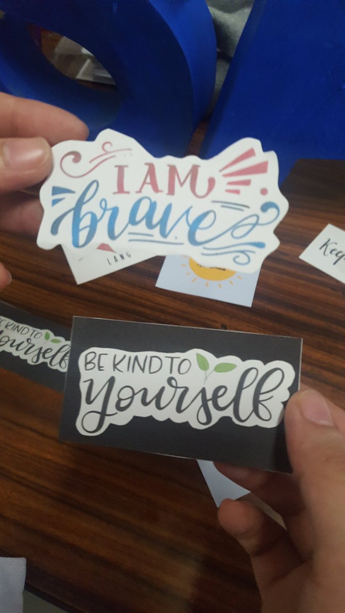 AMSA_UERM's tweet photo. We're giving away free stickers here at the JMC lobby!!! #stickingtogether #medweek2018 #moderndoctor @uermmsc
Sticker designs by: @noensark https://t.co/6GWWFpF1K8
