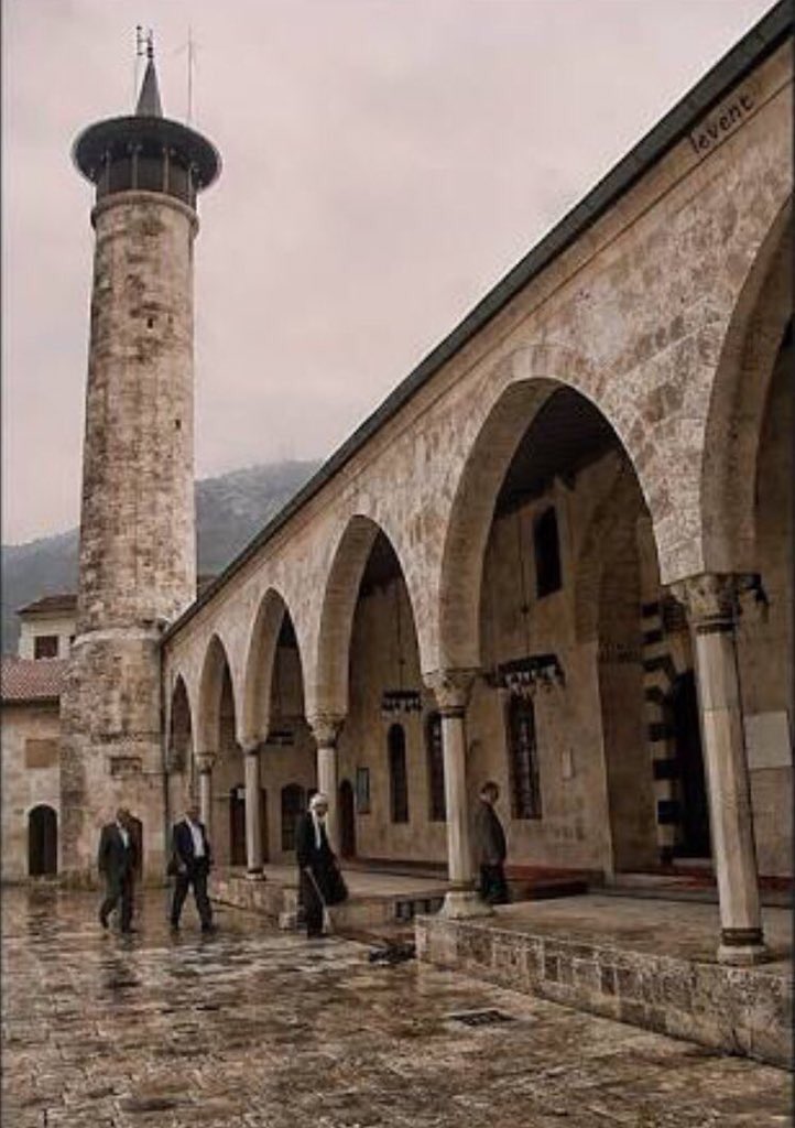 Bugün 12 Ekim, Cuma
Medeniyetler Şehri Hatay’ımızdan  herkese hayırlı sabahlar dilerim. 
*
Cumamız kutlu ve mübarek olsun. Rabbim birliğimizi ve kardeşliğimizi daim eylesin. Millet ve devlet düşmanlarına fırsat vermesin.
*
Fotoğraf: Anadoludaki ilk cami Antakya Habibi Neccar cami