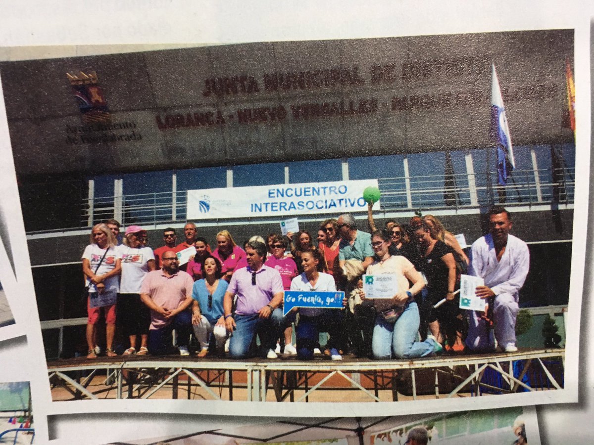 Jav_Fra_Gar's tweet photo. Periódico @AytoFuenlabrada recoge participación @goubak_sport en I Encuentro Inter-Asociativo @JMDLoranca 👌 buena mañana en la que disfrutamos del #GoFuenlago #GoGoubakgo #edufis @EF_140 @carmensecocauel @CuervosAtNVL 👍 https://t.co/VddfYyMCrK