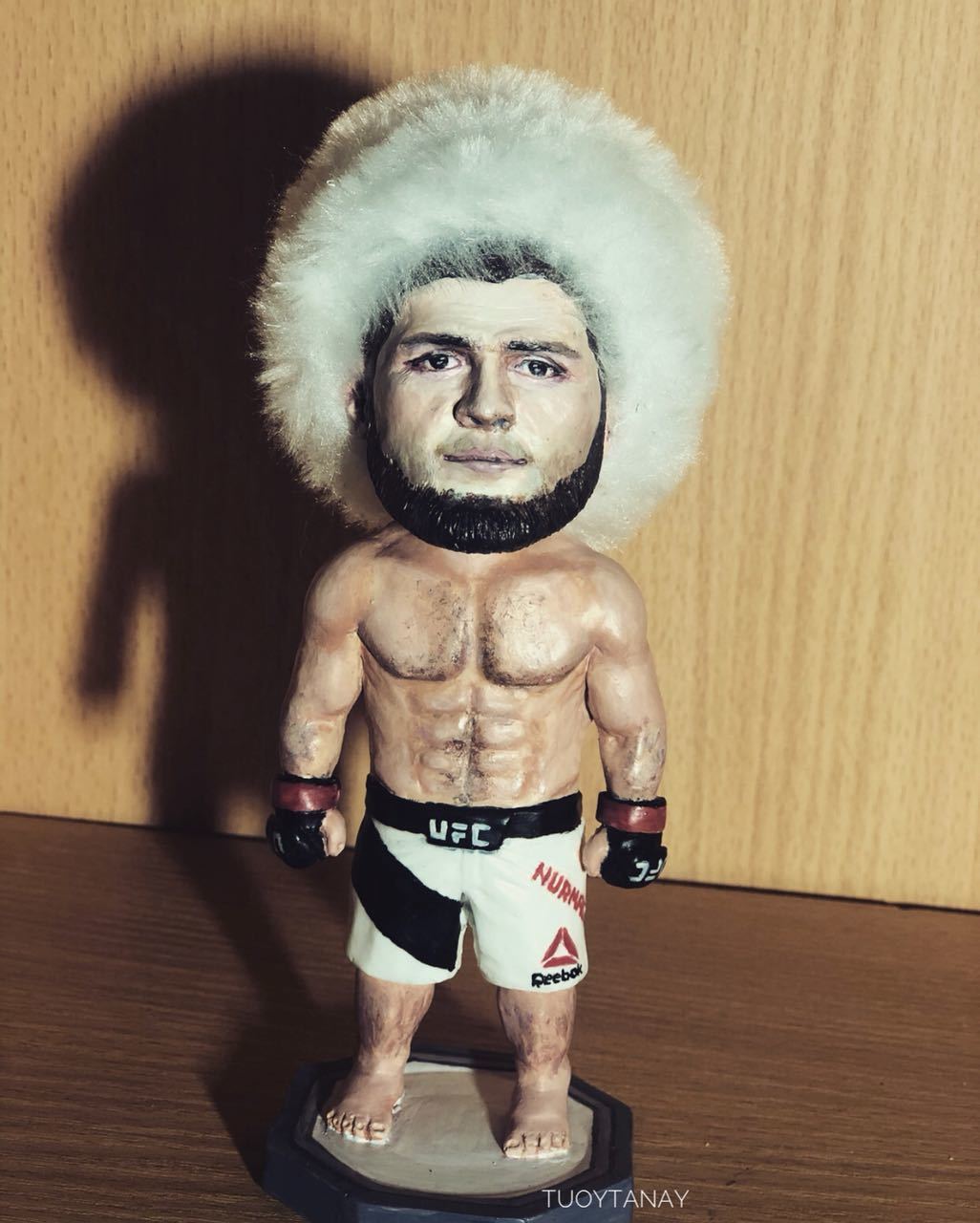Статуэтка Хабиба Нурмагомедова