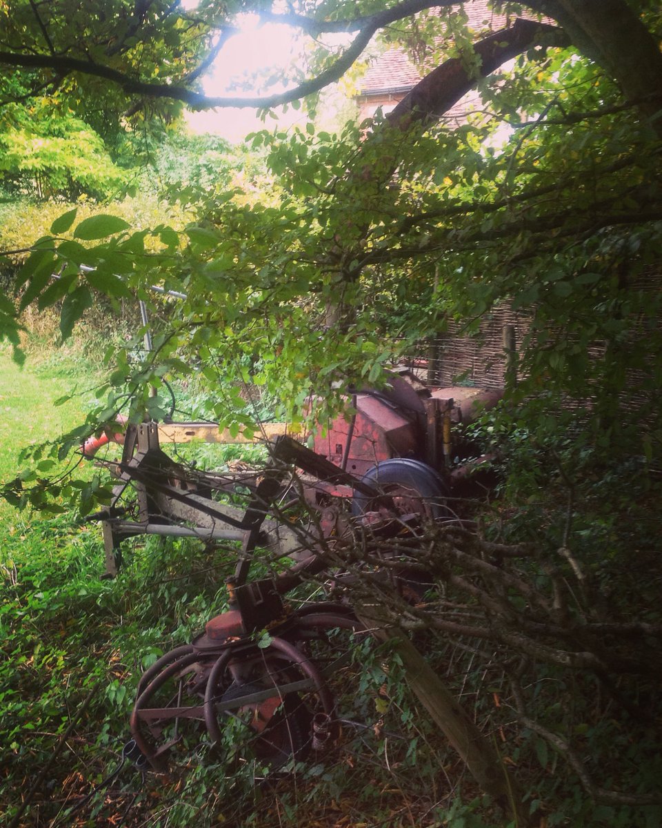 timtomdon's tweet image. Had to stop for cramp and found myself next to this old piece of farm kit in some woodland in the Chilterns. Any ideas? @FFC_Commission #ffccontheroad