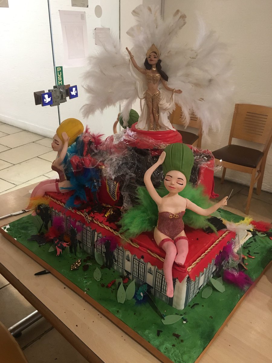 GlassDoorLondon's tweet image. We received another amazing cake donation yesterday, our second one in a week from the same donor. Thank you so much for thinking of us, we hope you had a fabulous party. #localgiving #cake #GlassDoor