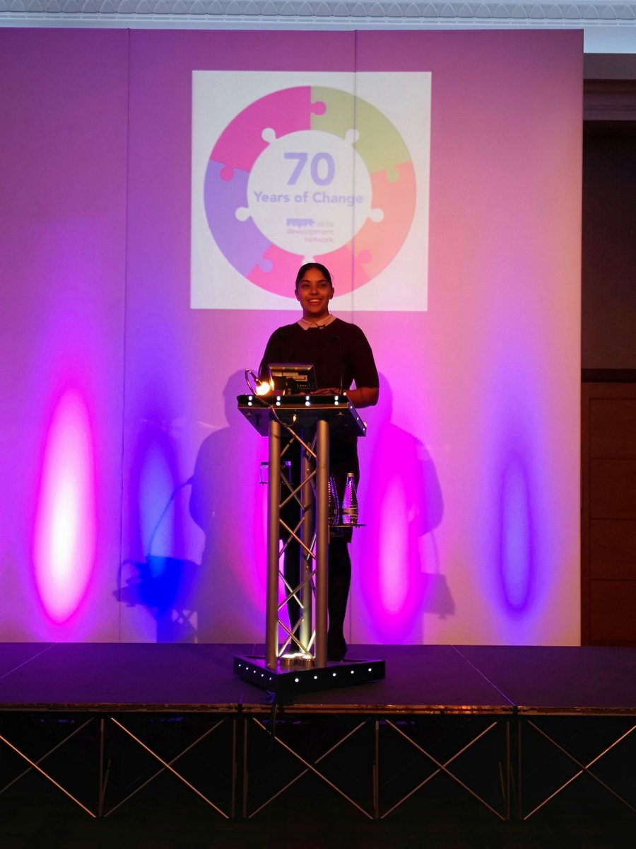 Wissworld's tweet photo. Starting the day with Preeya Bailie, Chief Procurement Officer for NHS Improvement #FinDirs18 @FSDNorthWest @nhsfff https://t.co/UTURhq9jYK