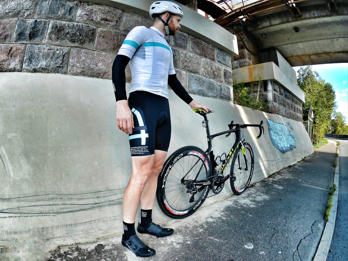 SanticShop's tweet photo. Repost By @cycling.calvin 👍🚴🏻 Thnaks for selecting @santicshop @santicshopcycling clothes👕👏🚴🏻 💗Shop Online💗
https://t.co/rWFD3iFR06
#demarchicycling #demarchi #spain #italy #poc #pocsports #post #pic #pococtal #octal #leggen #cyclingwear #cyclinglove #love #liveauthentic https://t.co/7IS6BUqtxE