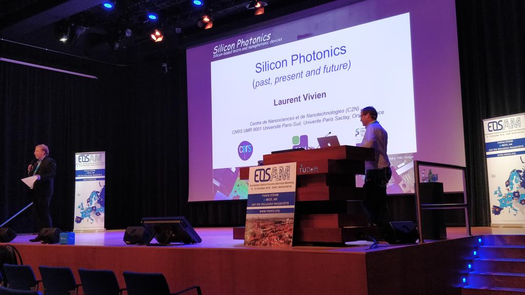 europeanoptics's tweet photo. Plenary talk on #siliconphotonics by Laurent Vivien now started in the auditorium #eosam2018 https://t.co/1MztQW2GdJ