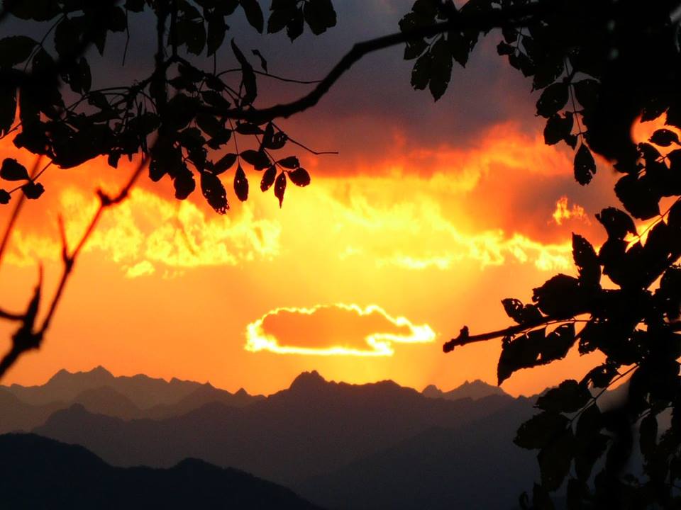 #Photo by #Mirakali Cloud over mountains <a href="/andreas_wisst/">Andreas Wisst</a> <a href="/BetweenTheSun/">Anna Le Doux</a> @lebalzin <a href="/JNSenoValente/">JNValente</a> @KeiraNightly2 @thefollowmg <a href="/choochad95/">Kemajito</a> <a href="/sgaparwezi/">Syed Gulzar Ahmed Parwezi</a> <a href="/MarcDamian4/">Marc Damian #MAGA</a> @JustWilliamT <a href="/d559checkertaxi/">Martin Adolph</a> <a href="/yzcyzf/">性格色覚Ｗ異常フニクラ@CFS＆無呼吸&HSP</a> @art_help <a href="/ejlazar/">Retweet🔁R🔁Us</a> #nature #photography #Mirapuri #photographer #cloud #art