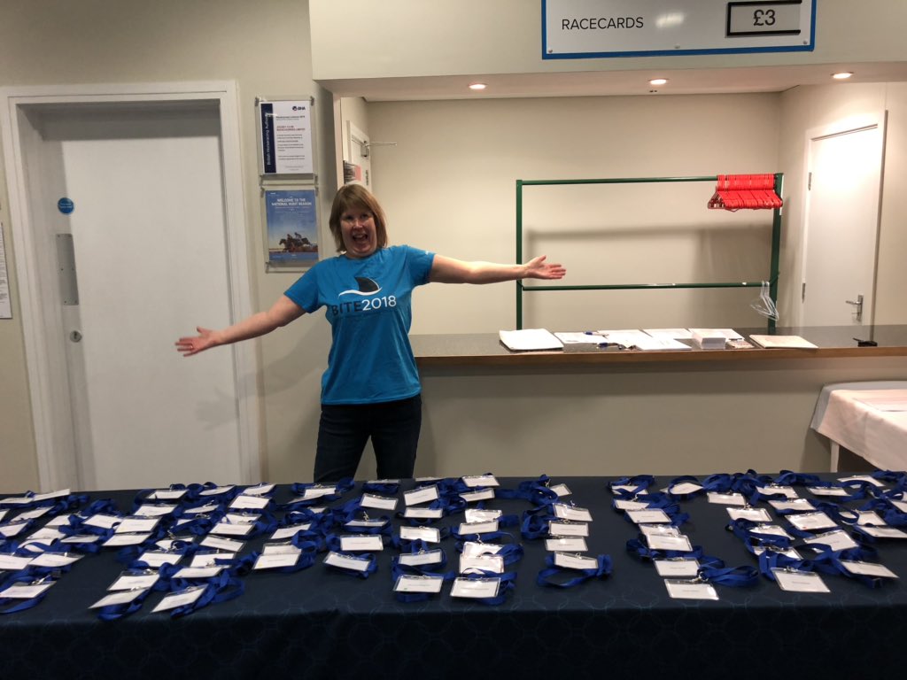 Saints_Accs's tweet photo. A warm welcome from Jane this morning at the racecourse! See you all soon #bite2018 https://t.co/SfaCsk8HWx