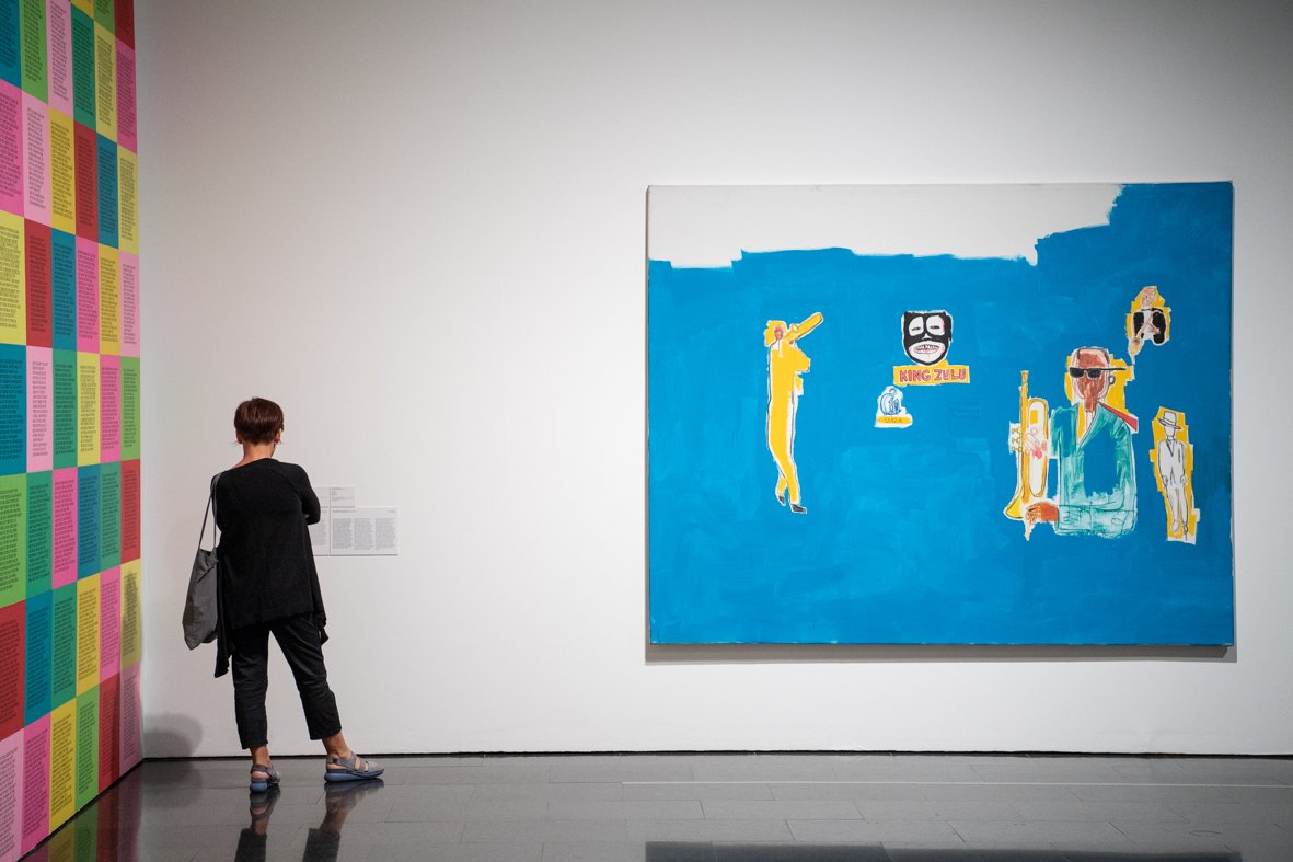 MACBA_Barcelona's tweet photo. 📣 Bon dia! Avui, dia festiu, obrim de 10h a 15h.
📣¡Buenos días! Hoy, día festivo, abrimos de 10h a 15h.
📣 Good morning! Today, holiday, we open from 10 am to 3 pm.
ℹ Exposicions / exhibitions : https://t.co/u1QDpUC2Mp https://t.co/5Uw0ASwggh