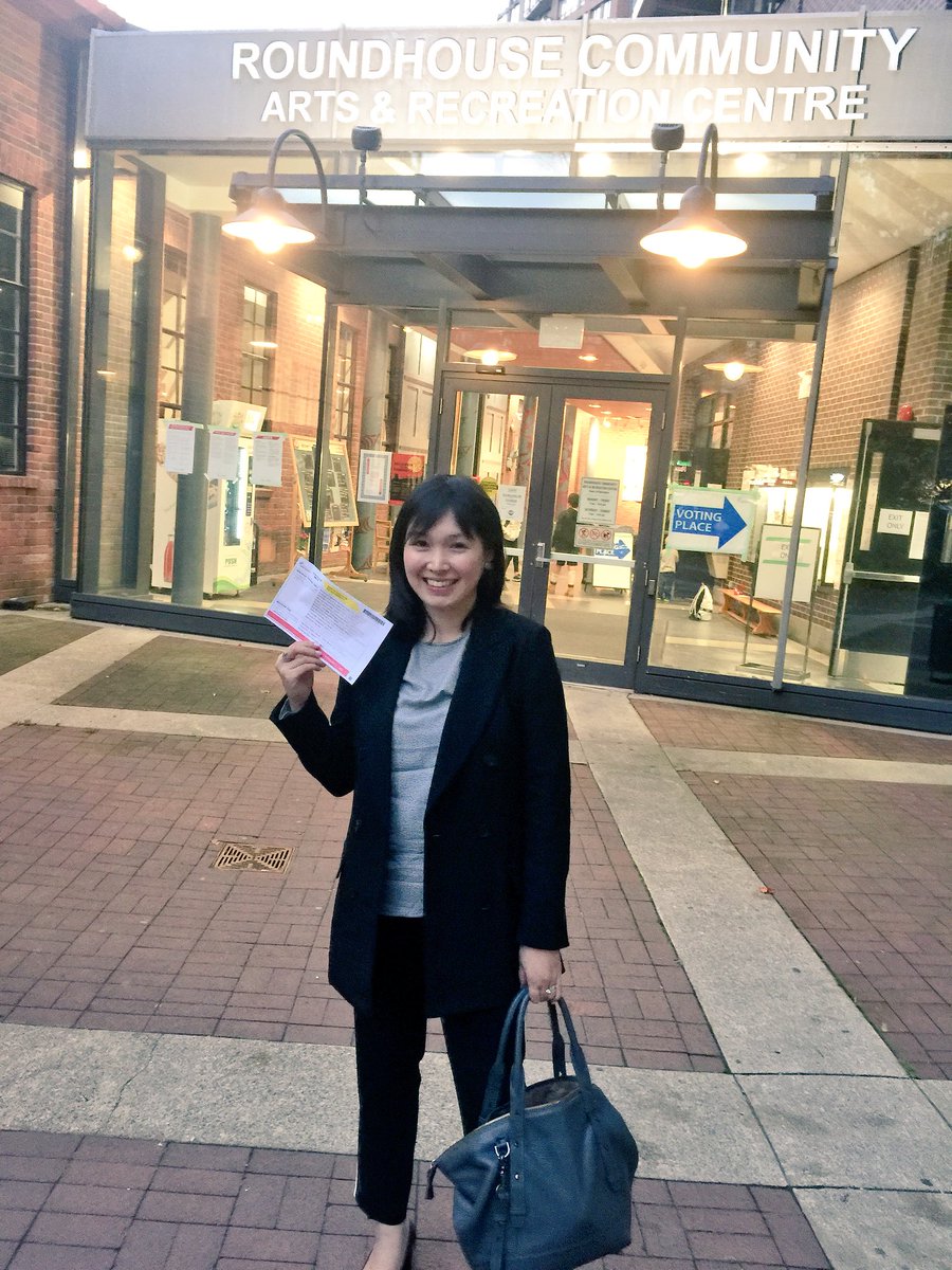 Well I voted for SHUM in 2014 for Park Board and have been proud to serve Vancouver residents. Today I voted for myself for City Council @RoundhouseCC ! I look forward to serving Vancouver residents and being your voice at the Council table #vanpoli #vanelxn #VancouverVotes