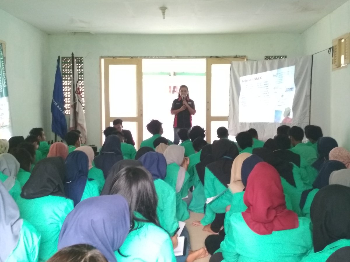 SIMAK_STIAMI's tweet photo. Jumat 12/10/2018
Pemberian Materi tentang Sejarah Simak oleh Anantasya Hanny Siagian ( Ketum 2017/2018) dan Taufik Rinaldi Harahap ( Ketua Umum )
#KOPASUS2018 #simakstiami #2018masuksimak #bangkitlawankorupsi https://t.co/5YsDoj6UgJ