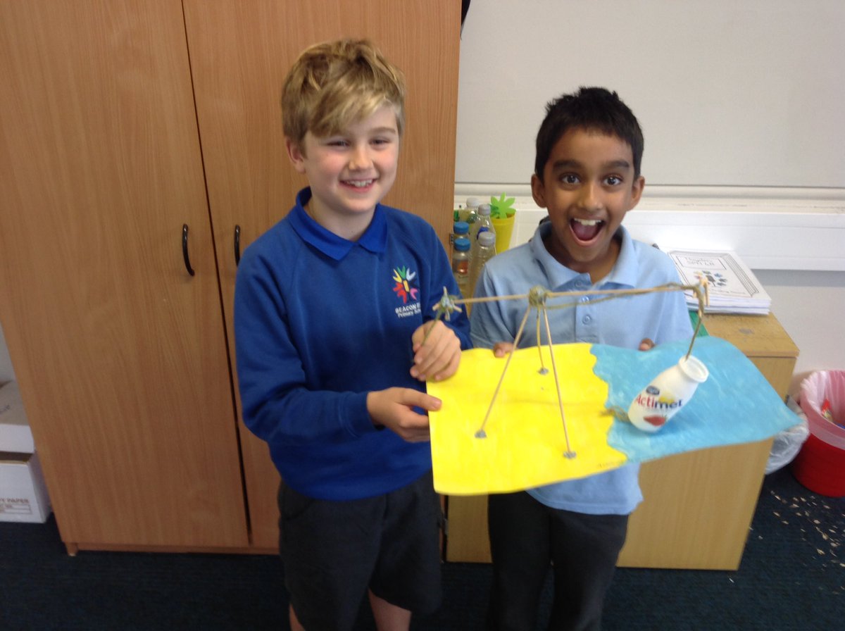 Beaconrise1's tweet photo. 4R had super fun making shadufs yesterday! https://t.co/zT44pjVSfU