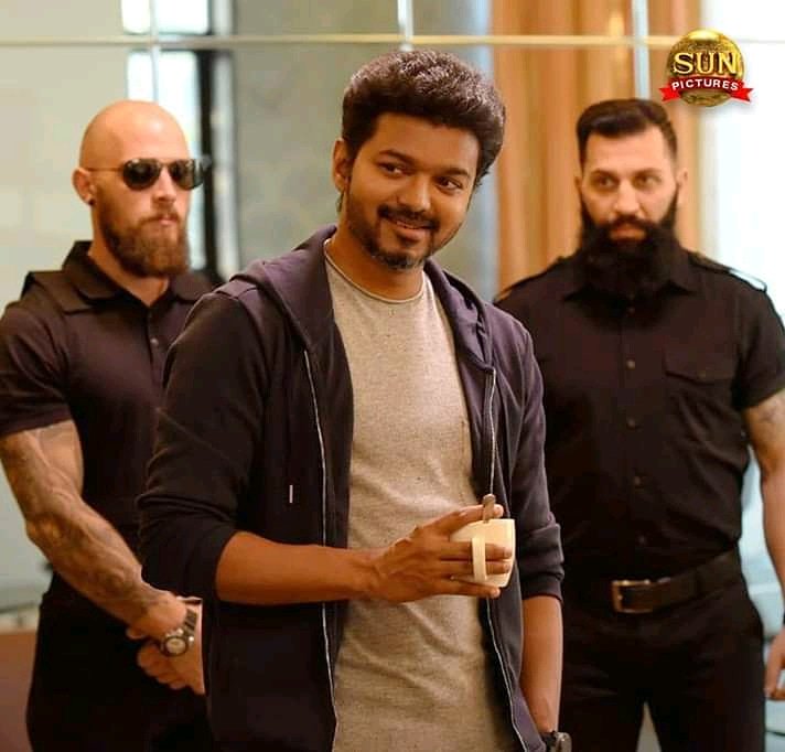 Balavfc6's tweet photo. #Sarkar #Thalapathy https://t.co/1ytbiiR2DA