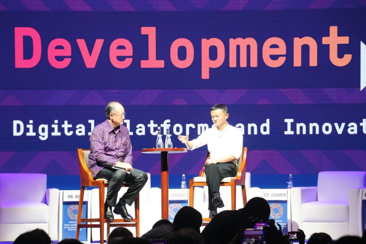 DitjenSEF's tweet photo. Jack Ma: 30 tahun kedepan, manusia akan dihadapkan tantangan besar dari teknologi yg dapat mengacaukan. Kita harus ajari anak-anak kita utk dapat melakukan hal-hal yg mesin tidak akan pernah bisa lakukan.
#DigitalDev https://t.co/0Wc2LFoOzl