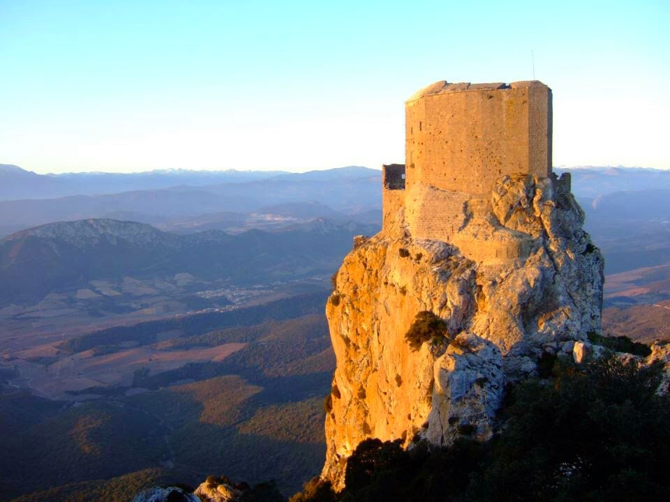 Inanna_Aussenac's tweet image. Bonjorn
Fortalesa de Querbús, la Fenolheda, frontièra Occitània-Catnord.