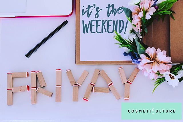 CosmeticCulture's tweet image. It case you were wondering... It’s the weekend! Woo hoo to FRIYAY! Enjoy your weekend everyone, hope you have some fun plans 🎉💃🏻👯‍♀️🙌🏼😄 #cosmeticculture #friyay #itstheweekend #haveagoodone #gottalovetheweekend #plasticsurgeon #cosmeticsurgery #penrith #… ift.tt/2Ojb3WY