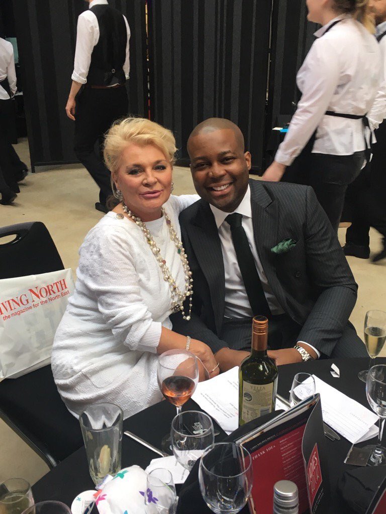 ladieswhorock's tweet photo. Last years special guest - @DrTijionEsho 💋 #drtijonesho #dresho #aesthetics #lwr #lwr17 https://t.co/bFMiGYaNwS