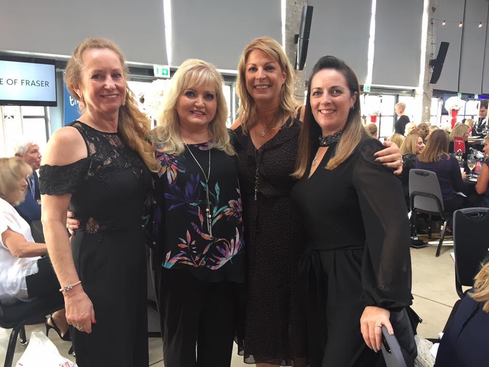 ladieswhorock's tweet photo. Last years special guest - Linda Nolan. What a gorgeous lady inside and out! #LindaNolan #Charity #Fundraising #NorthEast #Newcastle #Northeasthour #LadieswhoRock #LWR #LWR17 https://t.co/M9Frmwsvde