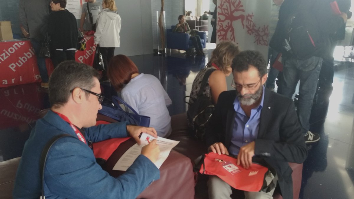FPCGILBARI's tweet photo. OGGI 5° Congresso di CGIL Funzione Pubblica Bari. Insieme ai nostri delegati parliamo di #Tutela, #Lavoro e #UgualiDiritti. #Cgil #EffePiù #CiSiamo #UeCare #UniciNellaTutela https://t.co/KPxwwr17et