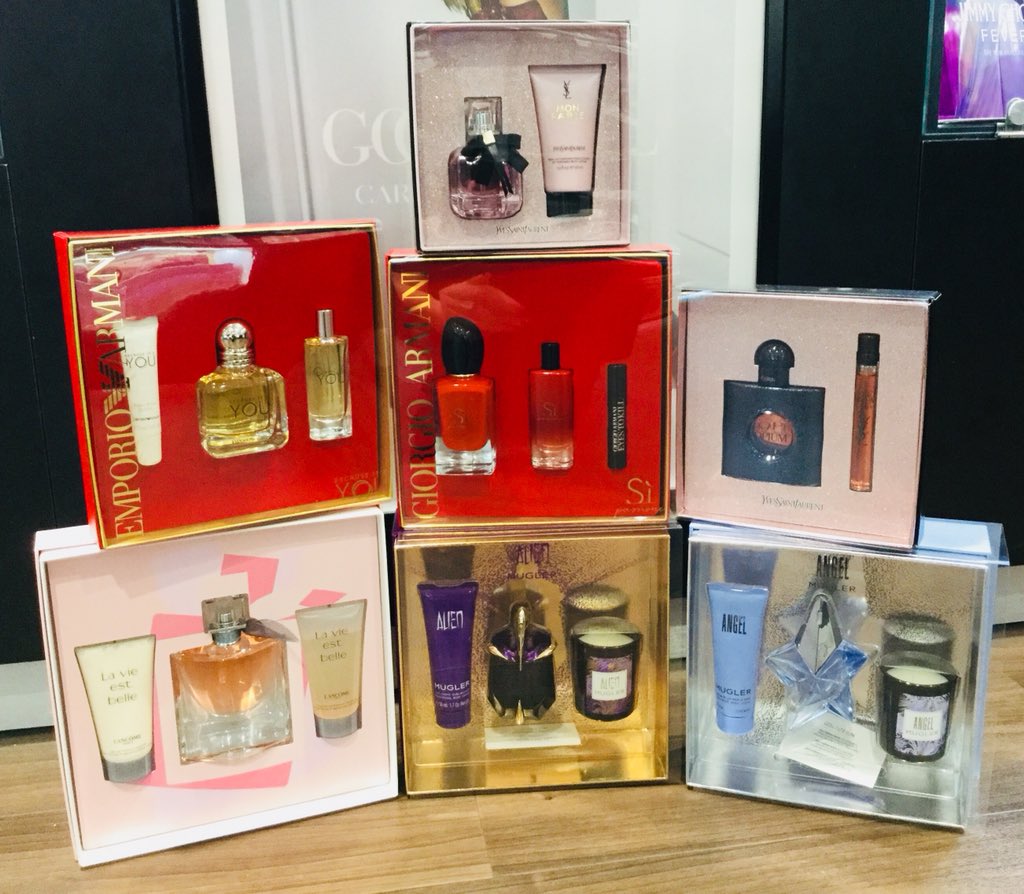 TpsEnfield's tweet photo. Here @TpsEnfield we have a fantastic range of gifts sets for HIM for HER ready for all you early birds buying those Christmas gifts 🎁🎄🎁 so pop down too @PalaceShopping and get yours today.
See you soon 🛍🎁🎉 https://t.co/sgUEfZot6I