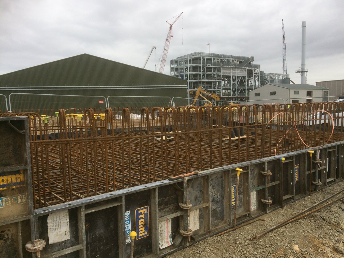 jmsteelfixing's tweet photo. Experienced steel fixer based in Newbury RG14 available for work next week. CSCS blue card, PPE, transport and tools. 07787574618 https://t.co/OFijxPrrKE