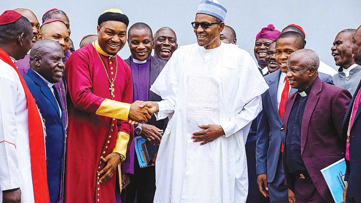uche_ezeonye's tweet photo. Pastors begin 40-days prayer for Buhari ahead of 2019.

Please if your pastor is inside this (photos )👇his part of Nigeria Wahala.

Prophets of Baal.

@cannigeria @adeyanjudeji @MosesAgbo8 @Amaka_Ekwo @NkemdiMary @john_danfulani @renoomokri @realFFK @benmurraybruce @seunokin https://t.co/WXtLKxfsUh